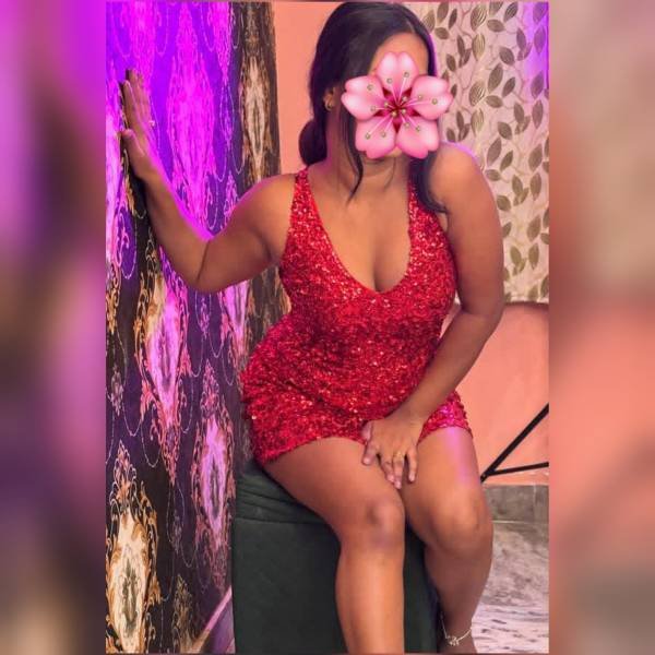 🔥Sexy figure girl at Bambalapitiya kollupitiya 🔥