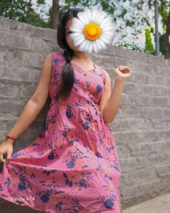 අවු 20 පුංචි Girl 7000 (Cute ලස්සන Girl කෙනෙක් )